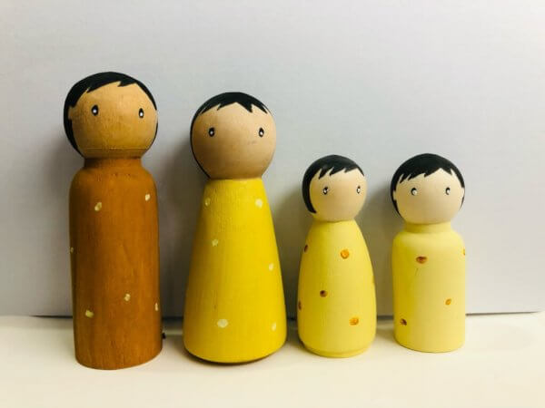 Custom Gradient Family Peg Dolls by Malaysia Toys