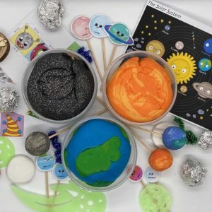 Space Playdough Kit by Malaysia Toys