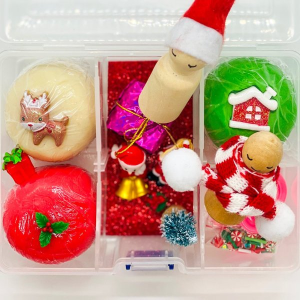 Christmas Playdough Kit by Malaysia Toys